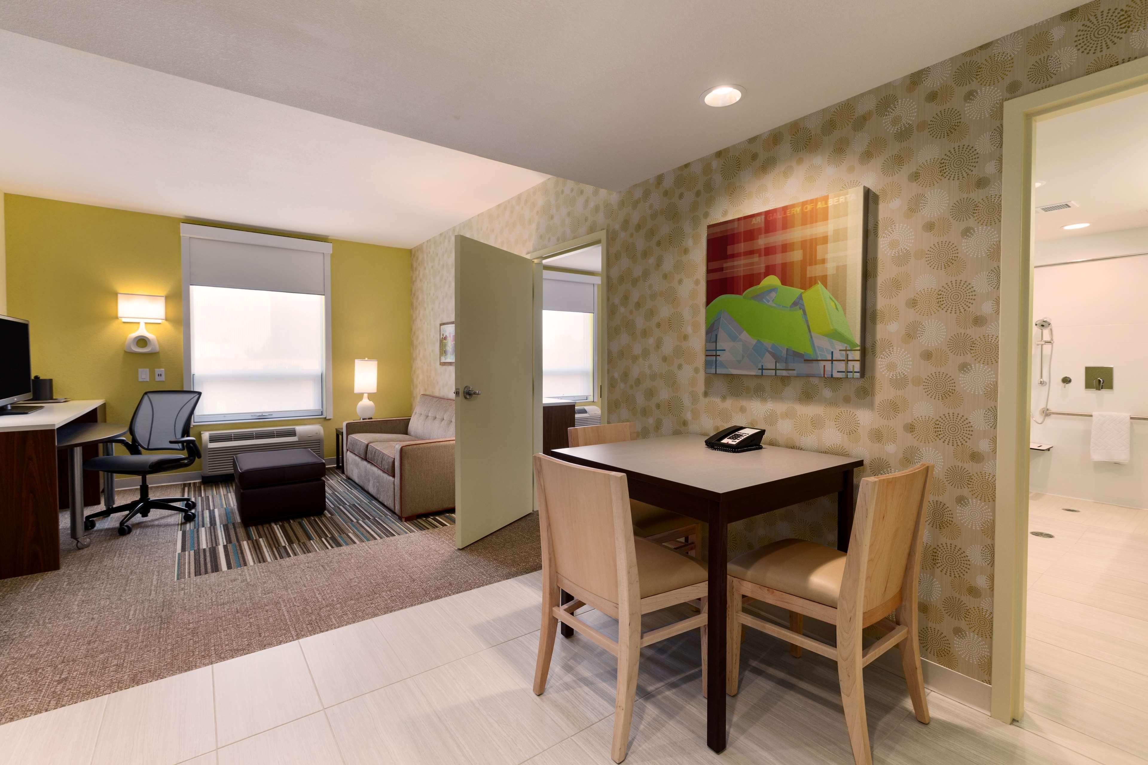 Home2 Suites By Hilton West Edmonton Bagian luar foto