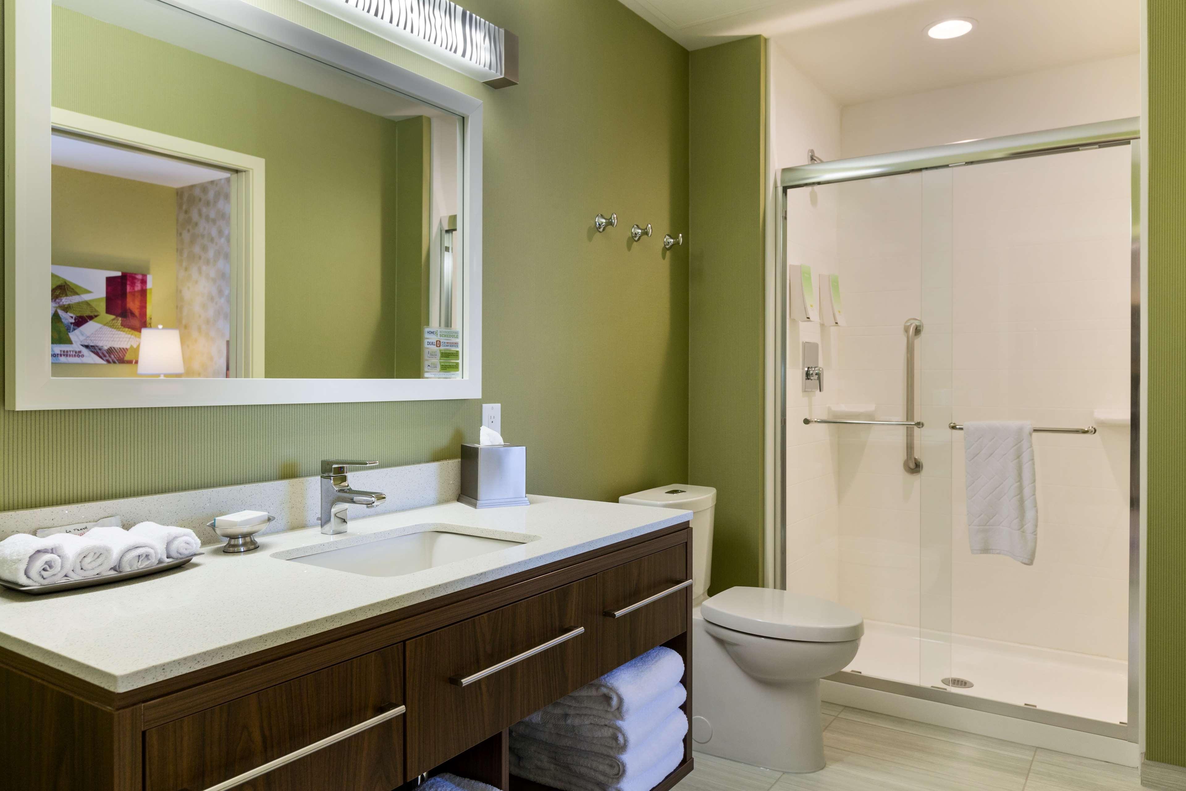 Home2 Suites By Hilton West Edmonton Bagian luar foto