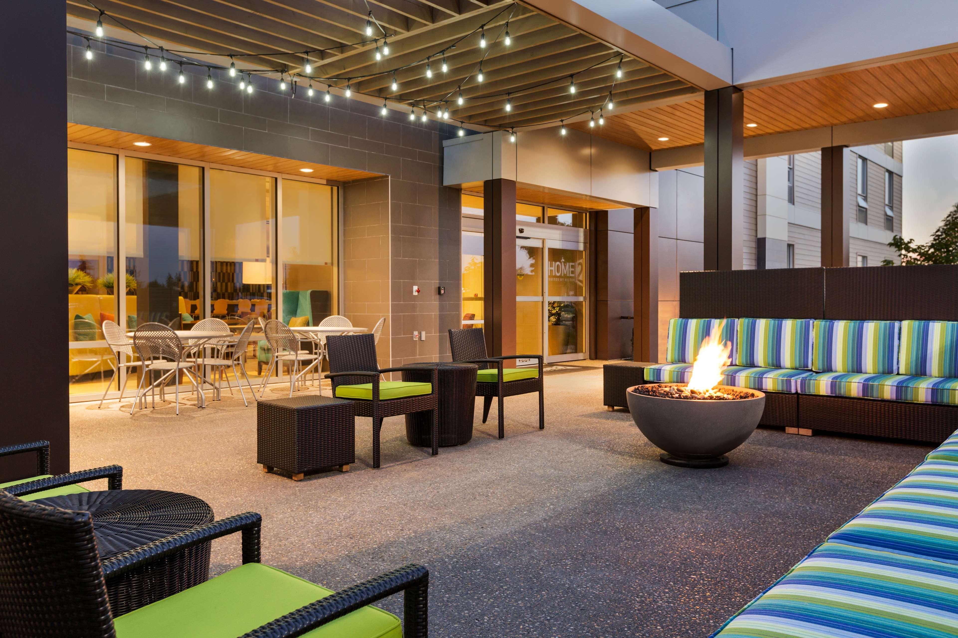 Home2 Suites By Hilton West Edmonton Bagian luar foto