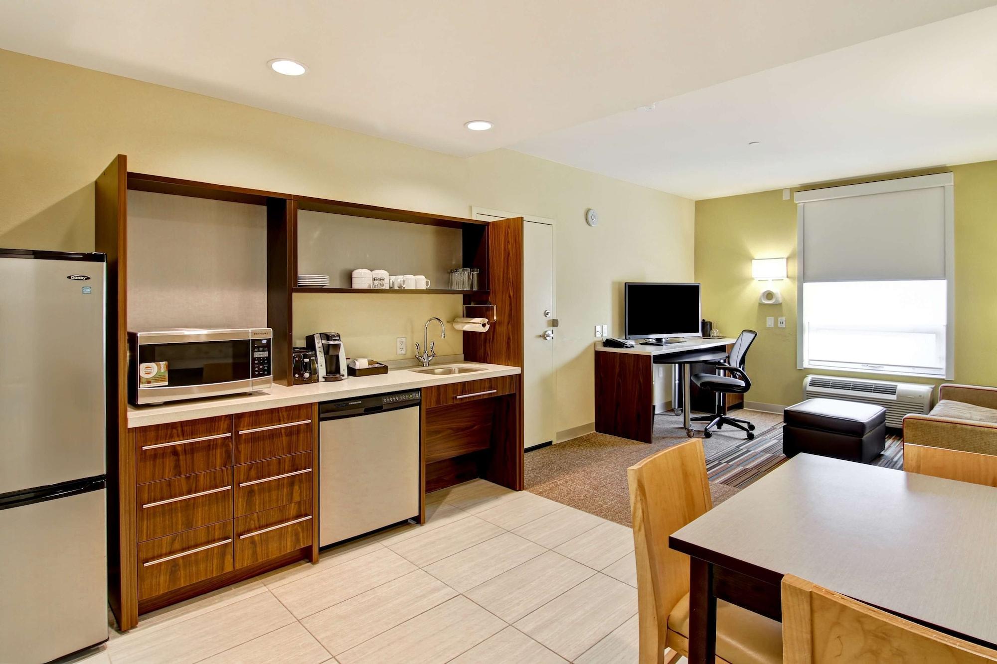 Home2 Suites By Hilton West Edmonton Bagian luar foto