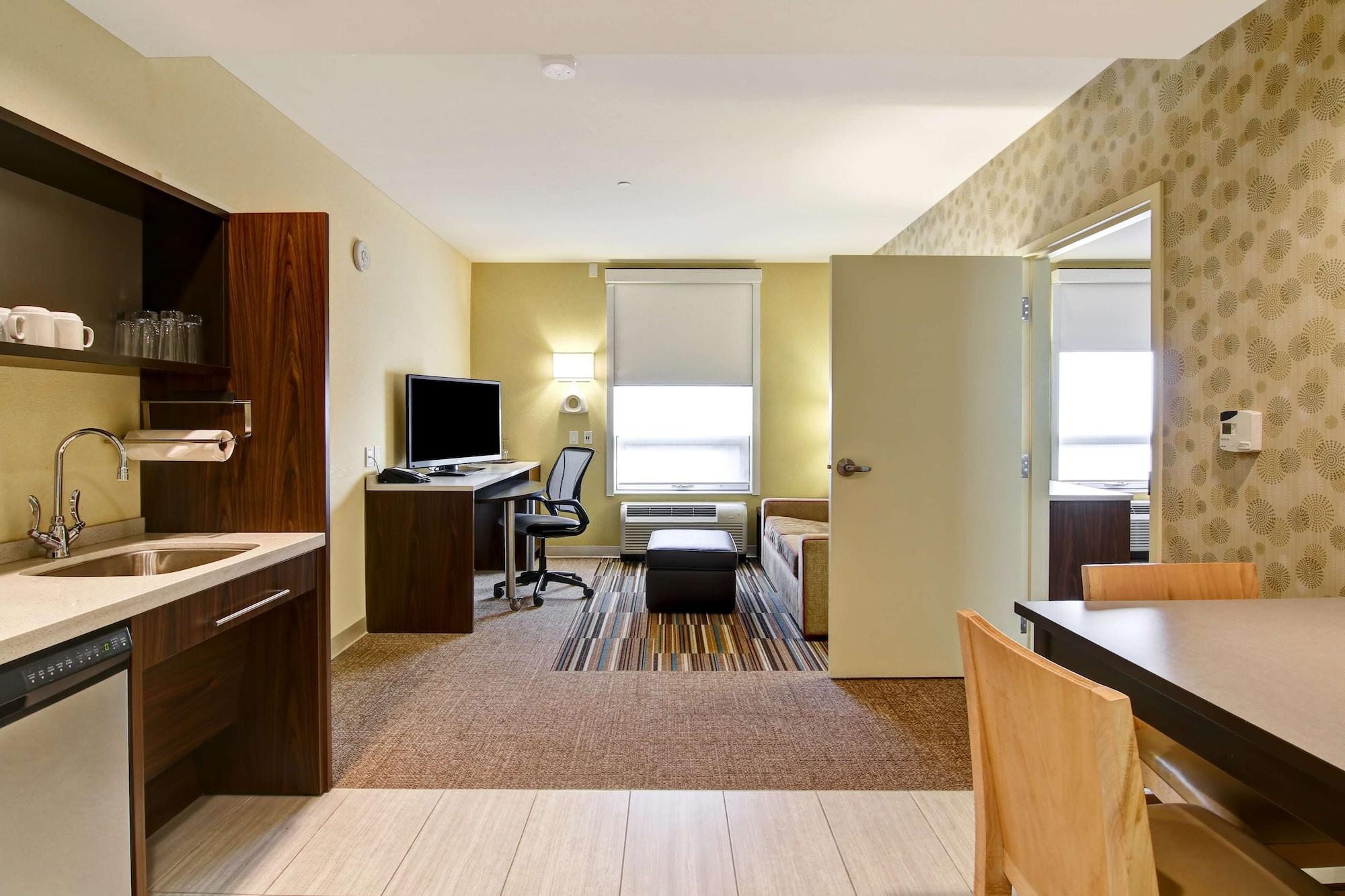 Home2 Suites By Hilton West Edmonton Bagian luar foto