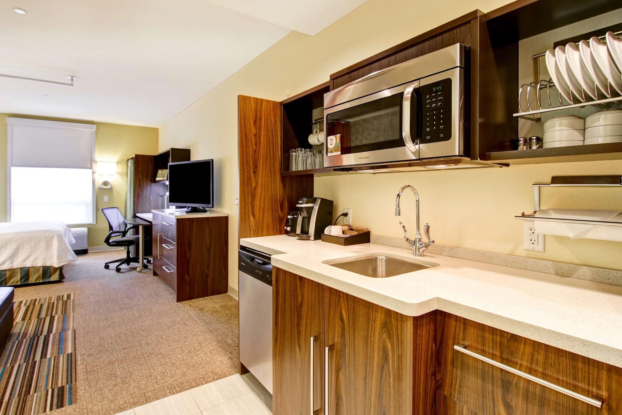 Home2 Suites By Hilton West Edmonton Bagian luar foto