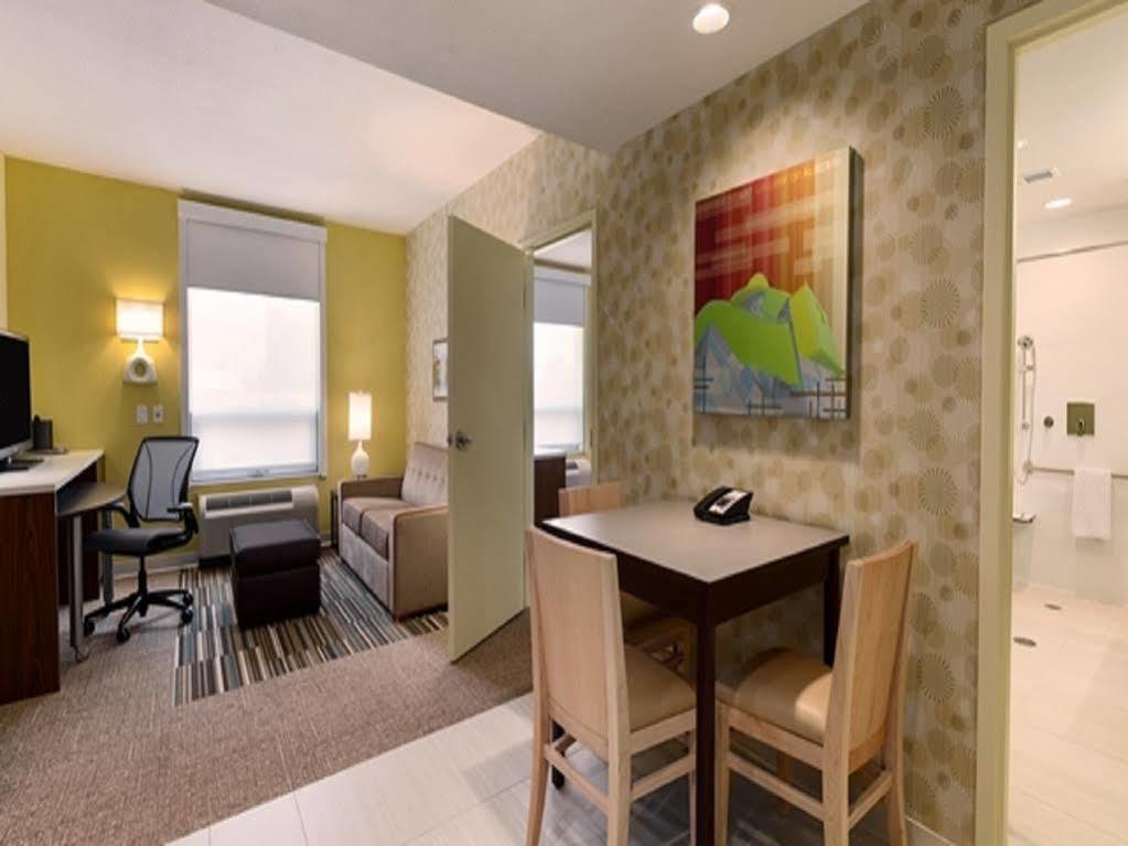 Home2 Suites By Hilton West Edmonton Bagian luar foto