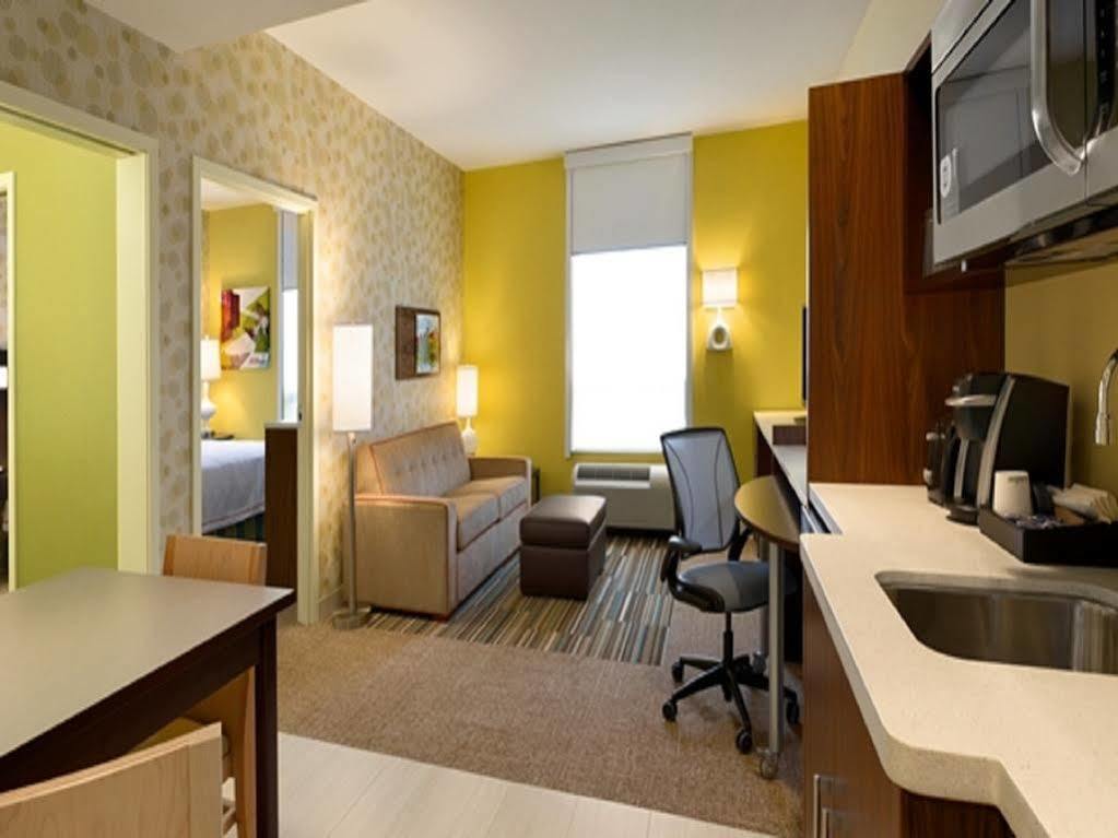 Home2 Suites By Hilton West Edmonton Bagian luar foto